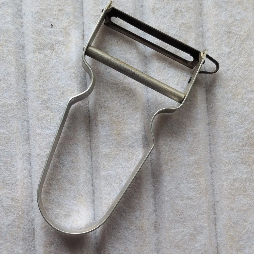 Zena Rex Stainless Steel Vegetable Peeler Silver for Vegetables and‎ Fruit